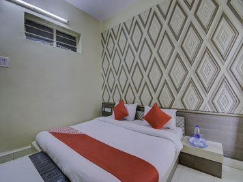 Classic Room, Neelam Hotel