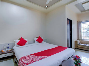 Delux Suite, Neelam Hotel